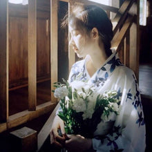 Laden Sie das Bild in den Galerie-Viewer, Kimono Femme Sendoa - Kimono Japonais
